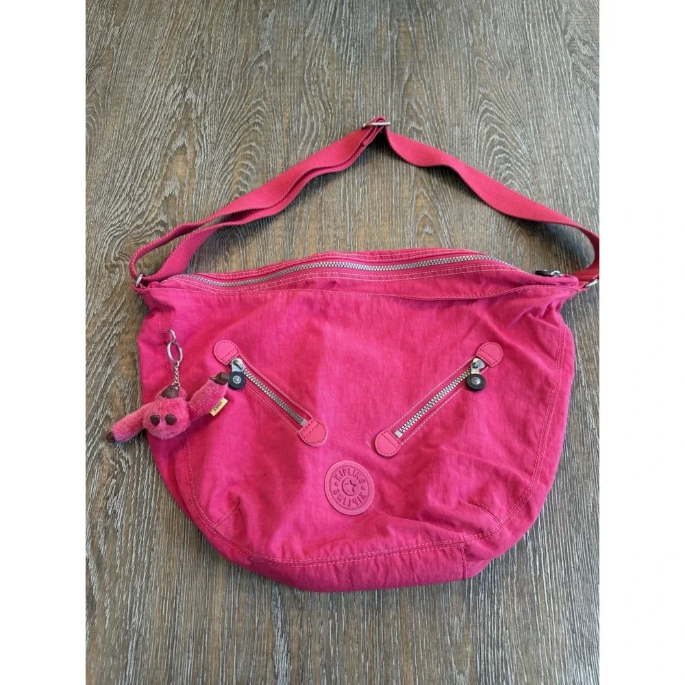 Kipling Farrah Hot Pink Large Shoulder/Crossbody Hobo Bag Lightweight Travel EUC
